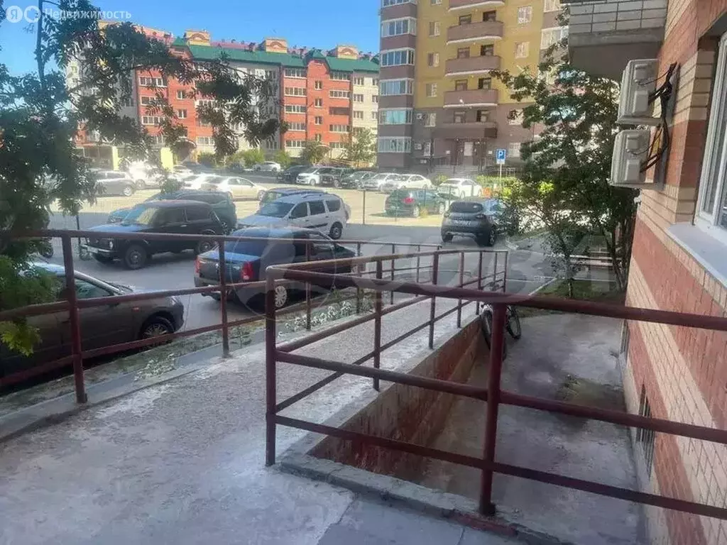 3-комнатная квартира: Тюмень, Ставропольская улица, 15 (63 м) - Фото 0