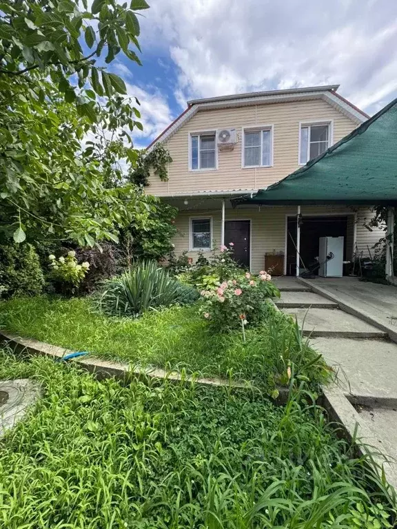 Коттедж в Астраханская область, Астрахань ул. Ивана Дуденкова, 94 (173 ... - Фото 1