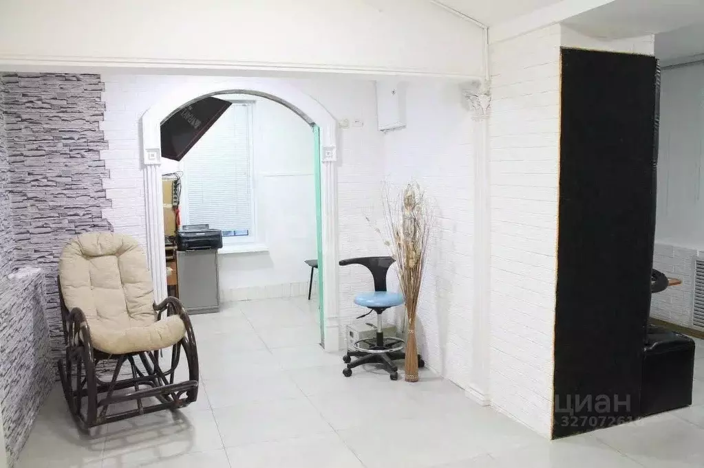 Помещение свободного назначения в Орловская область, Кромы пгт пер. ... - Фото 1