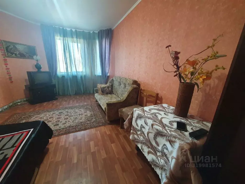 1-к кв. Брянская область, Брянск Красноармейская ул., 38 (41.0 м) - Фото 1