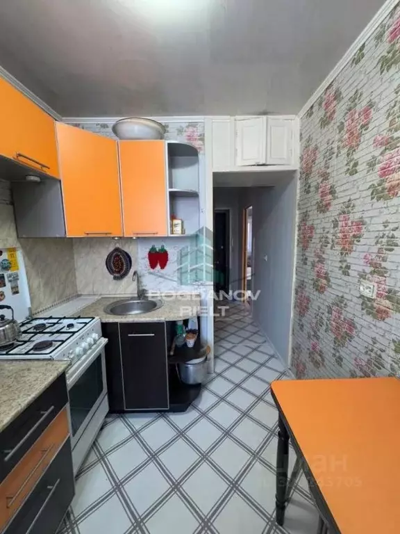 1-к кв. Омская область, Омск ул. Романенко, 14Б (28.0 м) - Фото 0