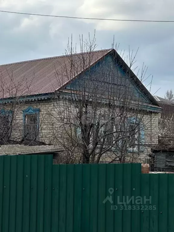 Дом в Саратовская область, Саратов ул. Имени В.П. Чкалова, 38 (79 м) - Фото 0