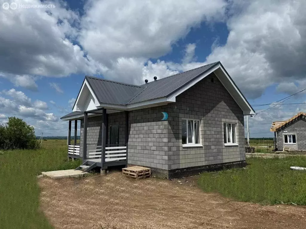 Дом в село Иглино, Революционная улица, 125 (75 м) - Фото 1
