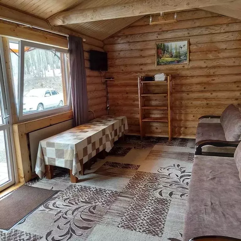 Дом в Карачаево-Черкесия, Зеленчукский район, с. Архыз ул. Ленина, ... - Фото 0