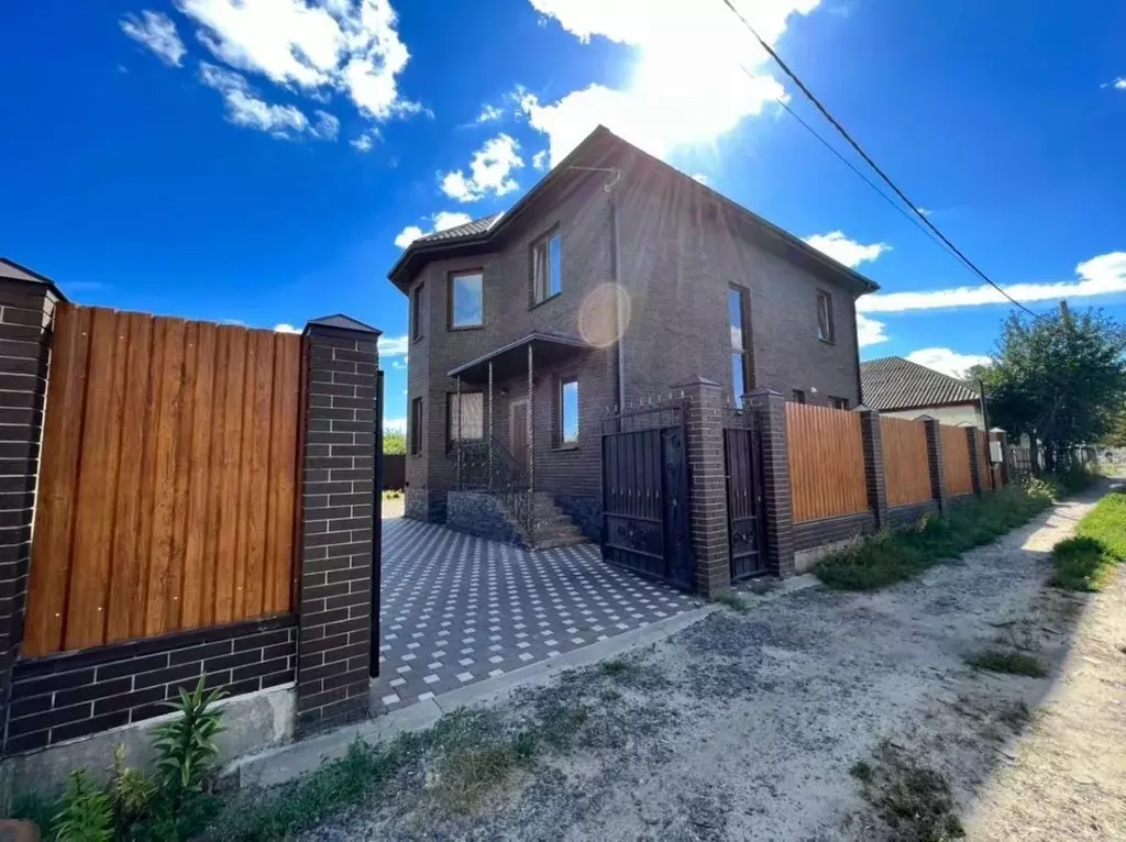 Коттедж в Курская область, Курский район, Щетинский сельсовет, ... - Фото 1