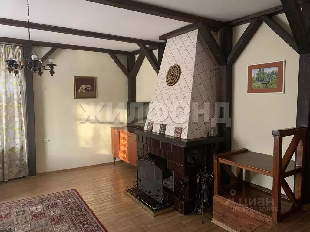 Коттедж в Новосибирская область, Колыванский район, д. Большой Оеш ул. ... - Фото 1