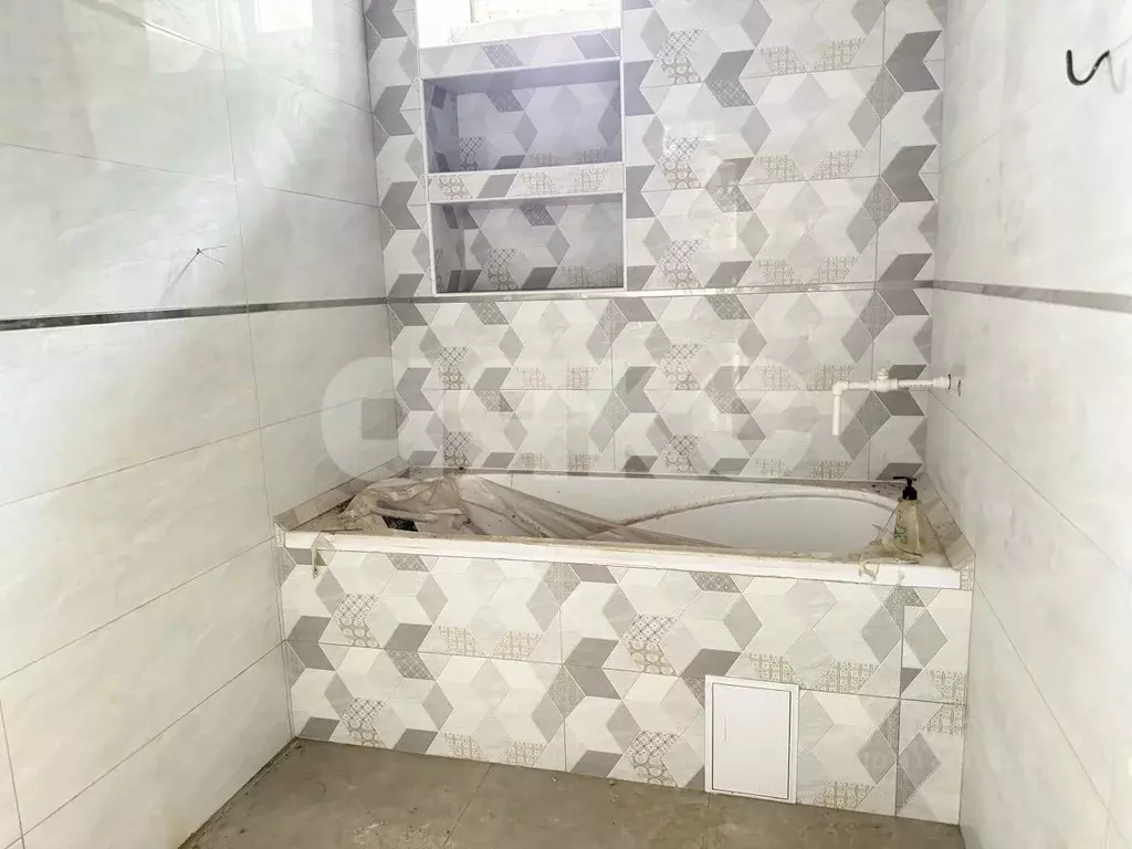 3-к кв. Тульская область, Тула ул. Кутузова, 8 (70.0 м) - Фото 0