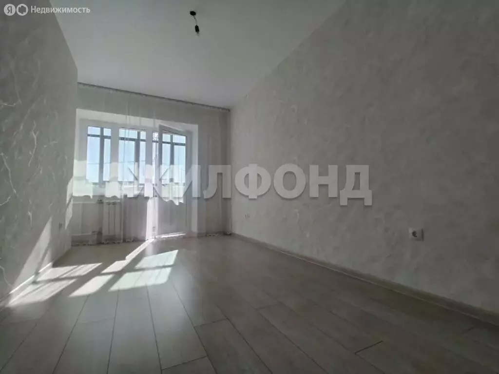 1-комнатная квартира: Абакан, улица Арбан, 4 (42 м) - Фото 1