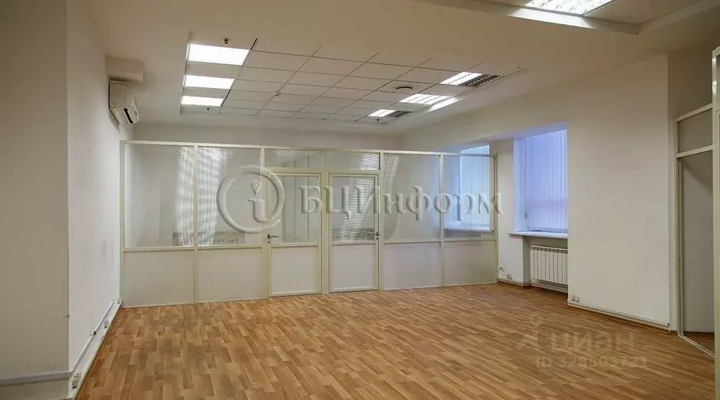 Офис в Санкт-Петербург пл. Карла Фаберже, 8 (298 м) - Фото 1