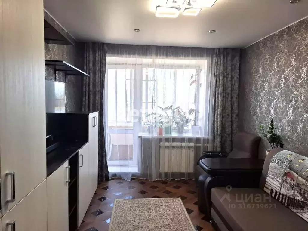 2-к кв. Владимирская область, Покров Петушинский район, Больничный ... - Фото 0