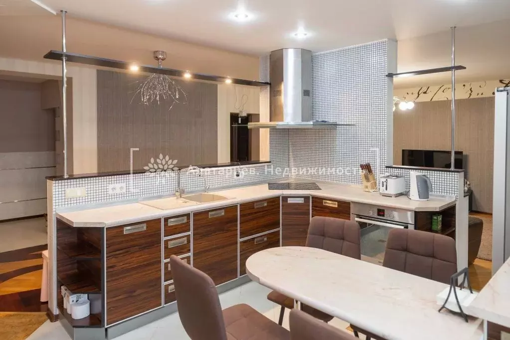 3-к кв. Томская область, Томск Красноармейская ул., 126/1 (158.3 м) - Фото 1