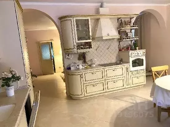 Дом в Самарская область, Ставропольский район, с. Ягодное, Ладья ... - Фото 1