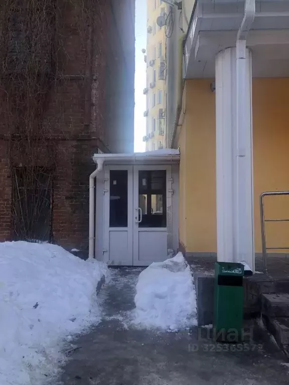 Склад в Саратовская область, Саратов Театральная пл., 1/37 (200 м) - Фото 1