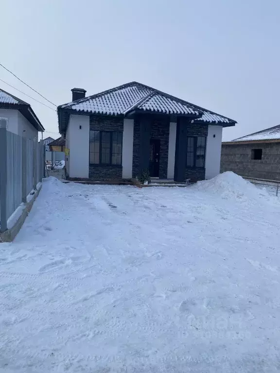 Дом в Оренбургская область, Оренбургский район, Южноуральский ... - Фото 1