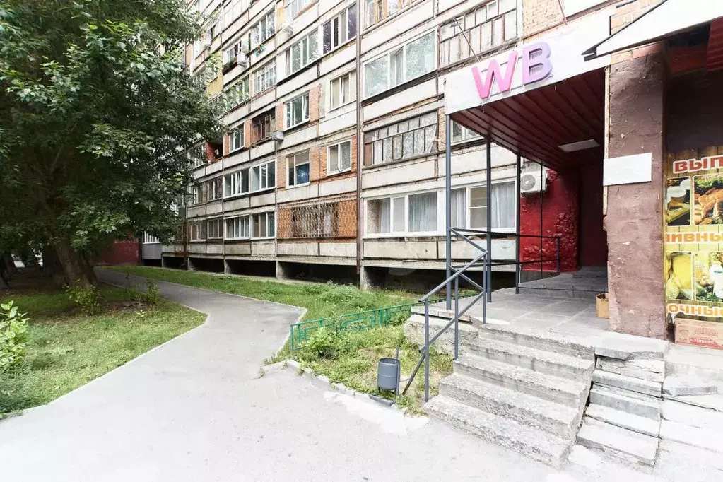 Помещение свободного назначения в Тюменская область, Тюмень ул. ... - Фото 1