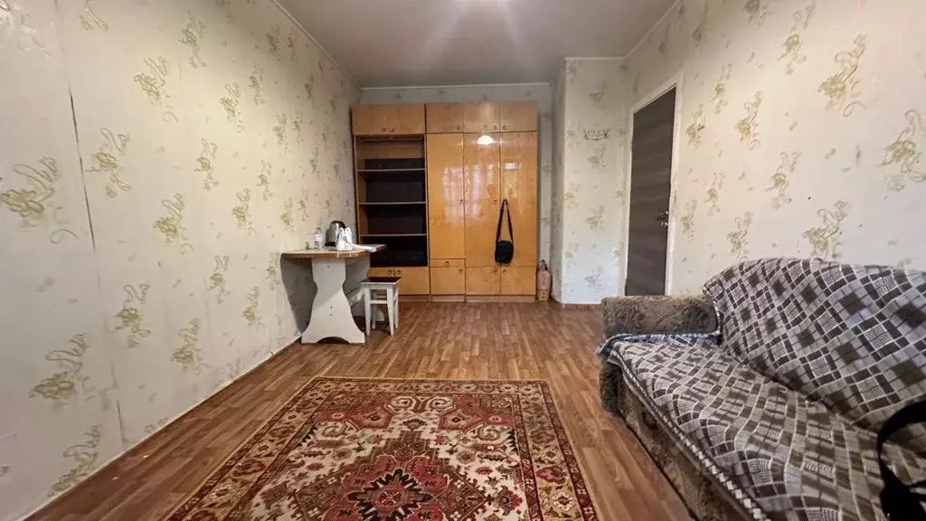 3-к кв. Волгоградская область, Волгоград Шекснинская ул., 14 (16.3 м) - Фото 1