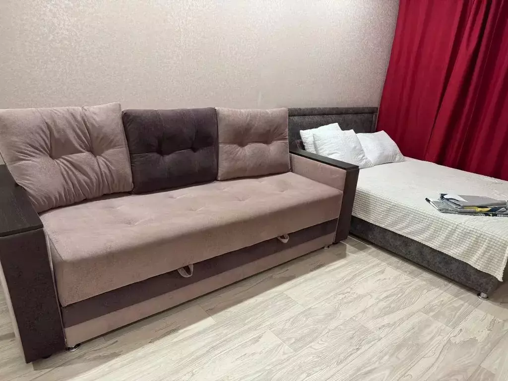 1-к кв. Тюменская область, Тюмень ул. Республики, 45 (36.0 м) - Фото 0