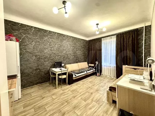Комната 18,5 м в 3-к., 1/4 эт. - Фото 0