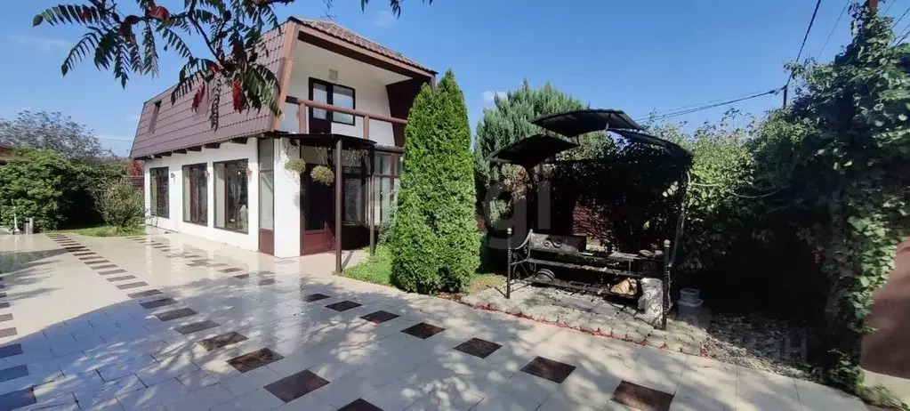 Дом в Адыгея, Майкопский район, Краснооктябрьское с/пос, Заречное-2 ... - Фото 1