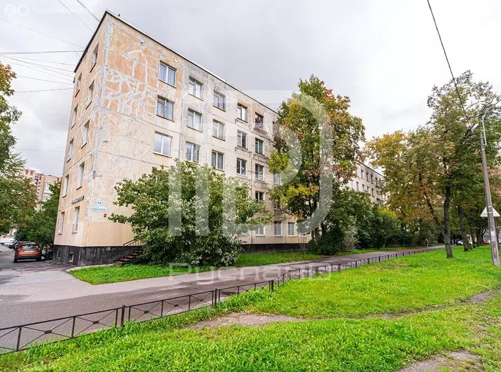 4-комнатная квартира: Санкт-Петербург, бульвар Новаторов, 14 (49 м) - Фото 1