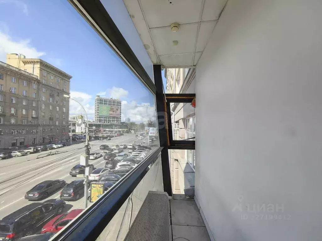 Офис в Новосибирская область, Новосибирск ул. Октябрьская магистраль, ... - Фото 2