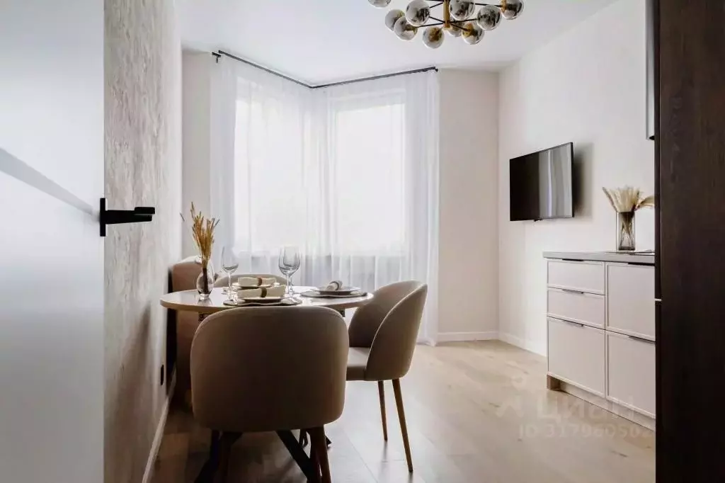 1-к кв. Красноярский край, Красноярск Октябрьская ул., 10Б (47.0 м) - Фото 1