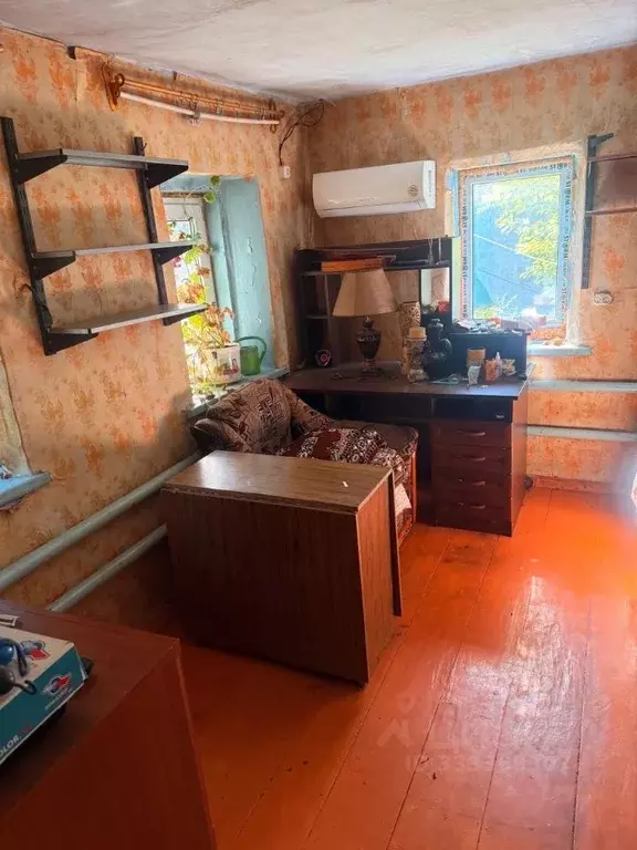 Дом в Карачаево-Черкесия, Черкесск ул. Демиденко (80 м) - Фото 1