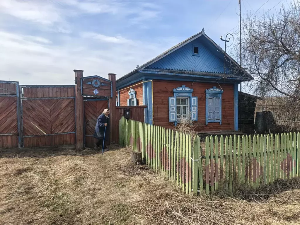 Дом в Омская область, Кормиловский район, д. Зотино Октябрьская ул. ... - Фото 2