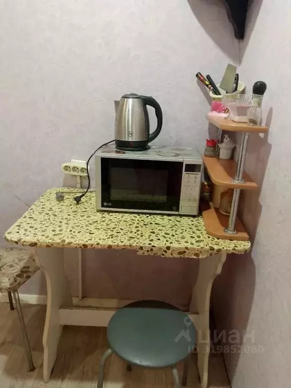 Комната Коми, Сыктывкар ул. Морозова, 112 (18.0 м) - Фото 1