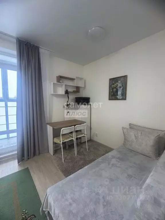 Студия Тюменская область, Тюмень ул. Владимира Бахарева, 3к1 (22.9 м) - Фото 2