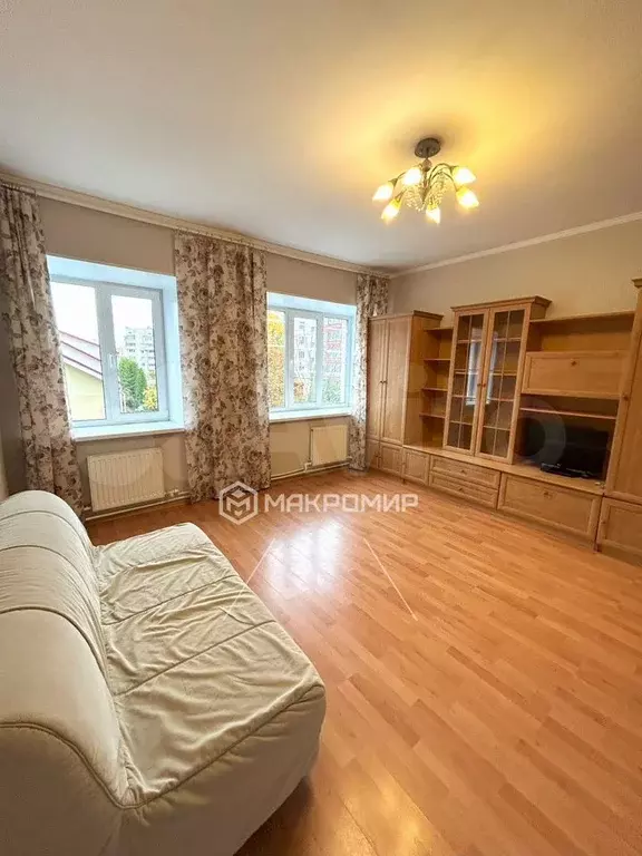 3-к. квартира, 72,8 м, 2/6 эт. - Фото 1