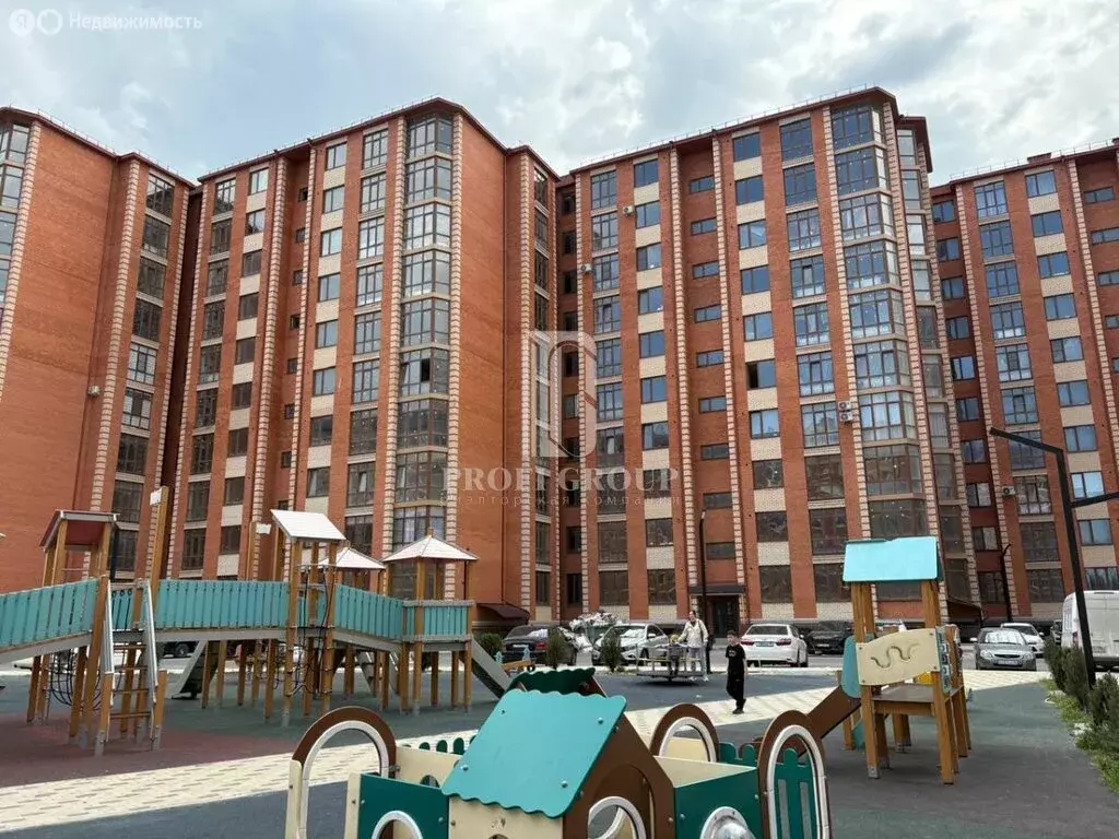 2-комнатная квартира: Каспийск, Приморская улица, 13А (75 м) - Фото 1