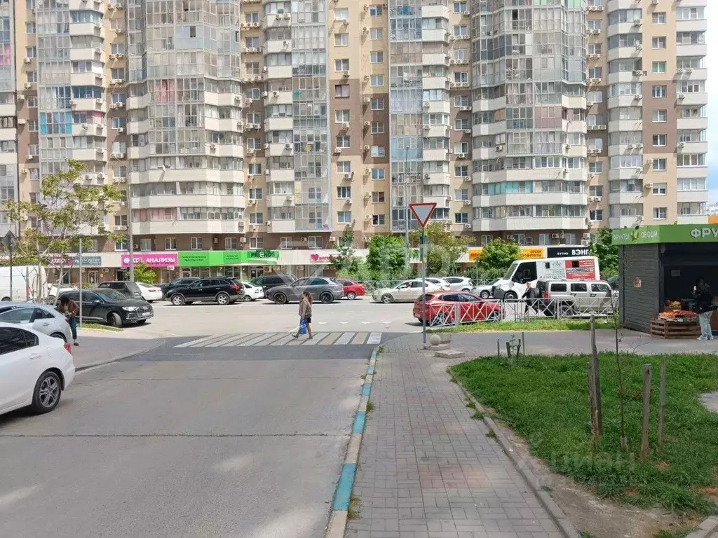 Торговая площадь в Краснодарский край, Новороссийск 15-й мкр,  (35 м) - Фото 2