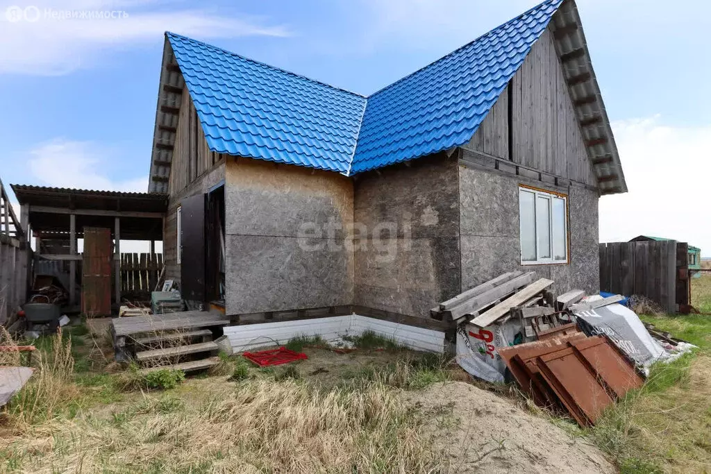 Дом в село Биликтуй, улица Октябрьских Событий (52.3 м) - Фото 1