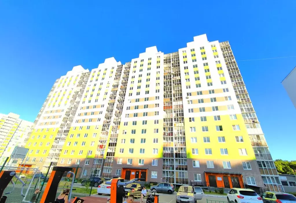 2-к кв. Чувашия, Чебоксары ул. Сергея Бутякова, 5 (64.0 м) - Фото 1