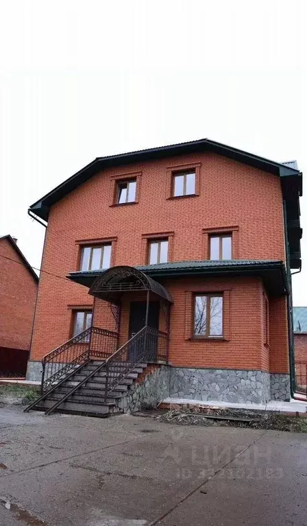 Коттедж в Татарстан, Казань просп. Победы, 2 (600 м) - Фото 2
