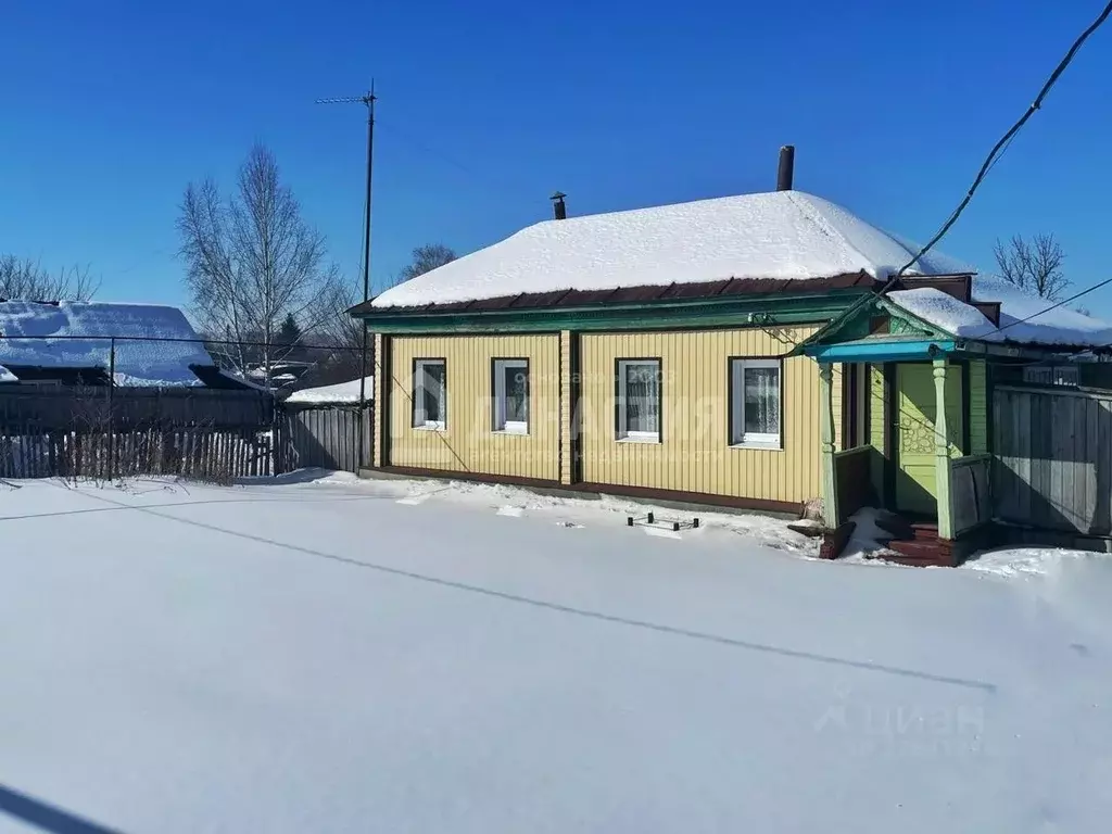 Дом в Пензенская область, Нижнеломовский район, с. Верхний Ломов ул. ... - Фото 0