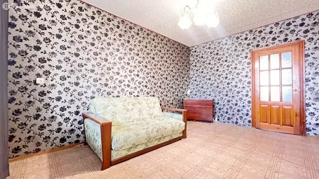 3-комнатная квартира: Вольск, улица Водопьянова, 71 (585 м) - Фото 2