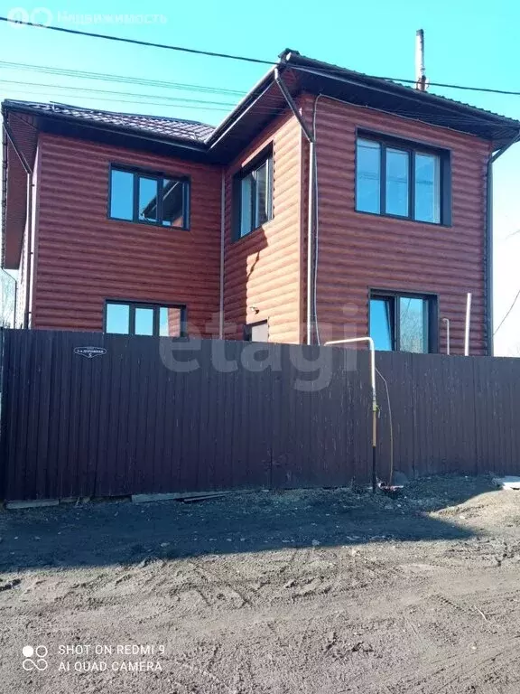 Дом в Омск, 2-я Дорожная улица (215 м) - Фото 0