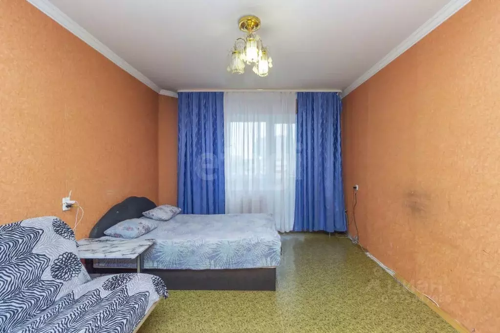 1-к кв. Омская область, Омск ул. 70 лет Октября, 12 (37.9 м) - Фото 1