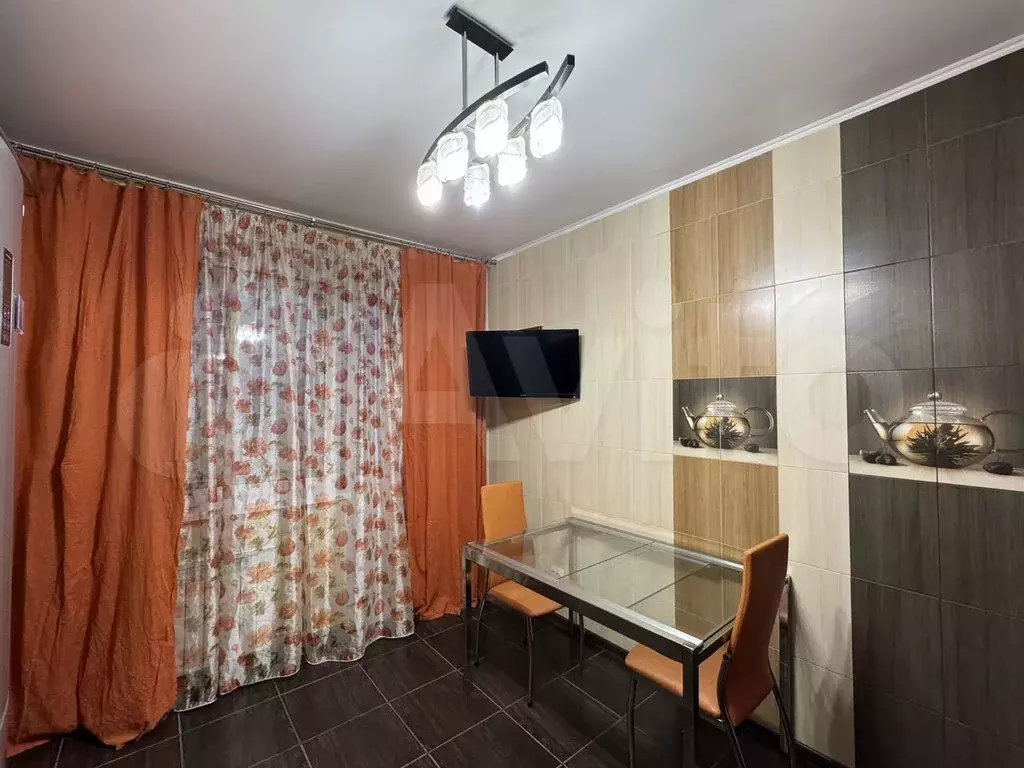 1-к. квартира, 44 м, 9/9 эт. - Фото 1