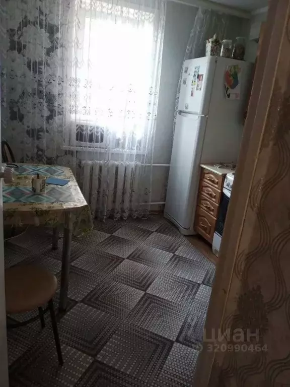 2-к кв. Белгородская область, Старый Оскол Южный мкр, 10А (56.0 м) - Фото 0
