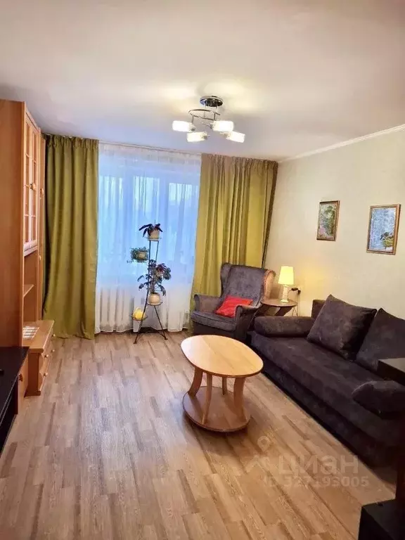 1-к кв. Пензенская область, Пенза ул. Суворова, 151 (44.0 м) - Фото 1