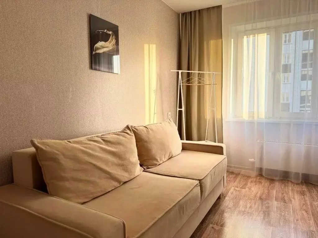 2-к кв. Красноярский край, Красноярск ул. Дубровинского, 110А (55.0 м) - Фото 0