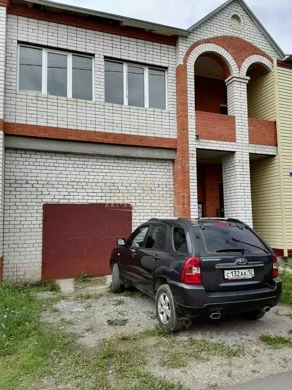 Дом в Марий Эл, Медведевский район, Краснооктябрьский городское ... - Фото 1