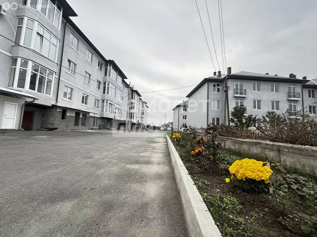 1-комнатная квартира: Нартан, Адыгейская улица, 1 (33 м) - Фото 1