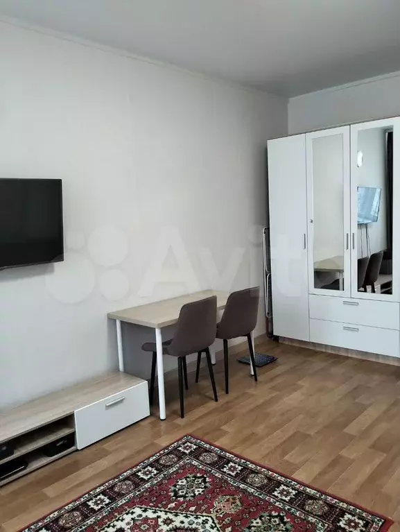 Комната 19,4 м в 3-к., 2/4 эт. - Фото 0