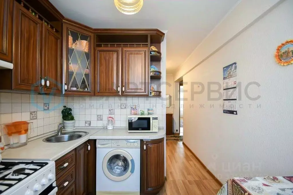 2-к кв. Омская область, Омск ул. Дианова, 5А (49.1 м) - Фото 2