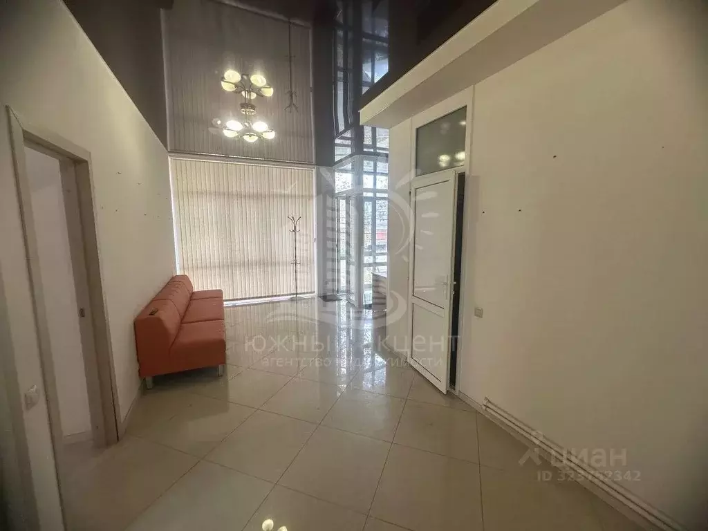 Офис в Краснодарский край, Анапа Гребенская ул., 54 (20 м) - Фото 2