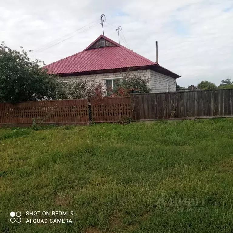 Дом в Алтайский край, Табунский район, с. Алтайское Кузбасская ул., 18 ... - Фото 2